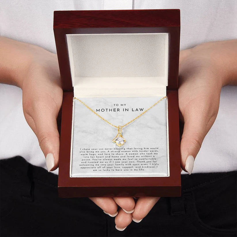 Mother In Law Gift (I Chose Your Son) Alluring Beauty Necklace